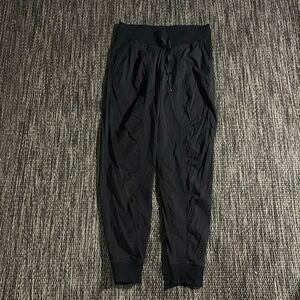 Lululemon Dance Studio Jogger *28” size 6